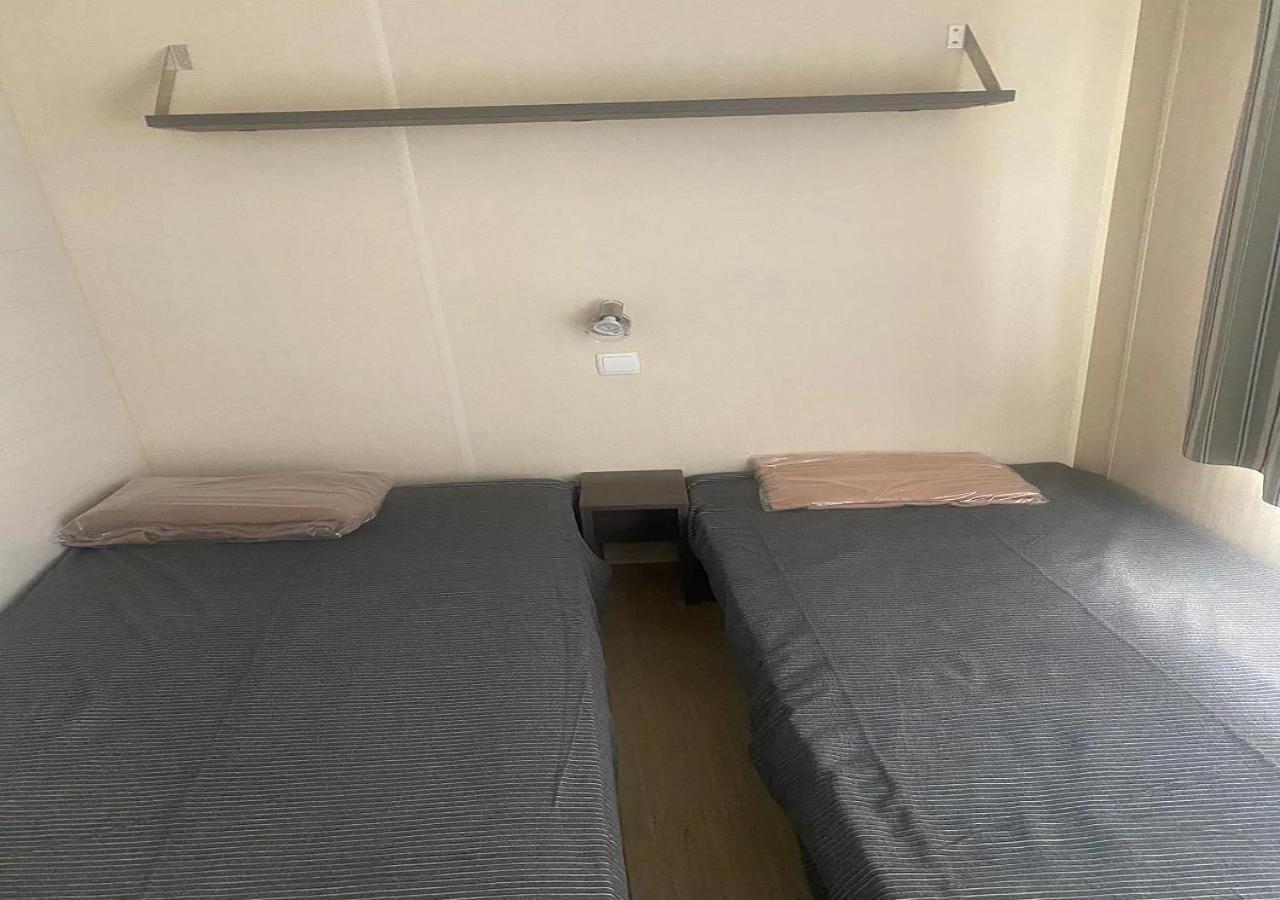 La Roque D'Antheron - Mobile-Home - 6 Pers - 3 Ch - Piscine ภายนอก รูปภาพ